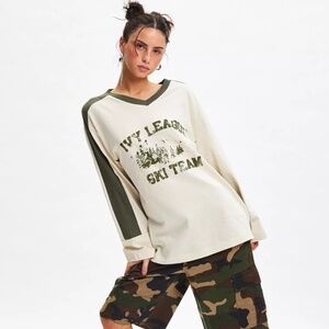 BDG Joanie Ivy League Ski Team Graphic Long Sleeve Jersey Tee NWT Size S/XS